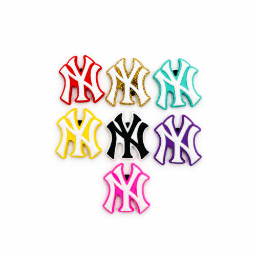 192BD510-E8ED-4B6F-884A-259BC4915C70 NY Shoe Charm Set Of 7